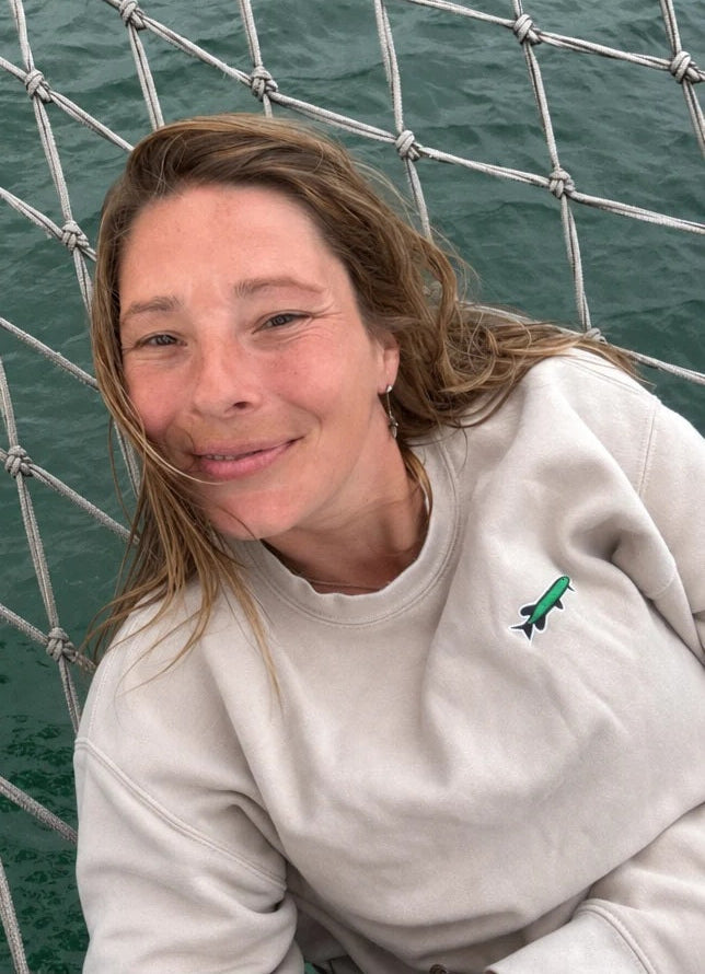 Hecht Sweatshirt: Premium Unisex Pullover – Design vom Tauchplatz Baumgärtli